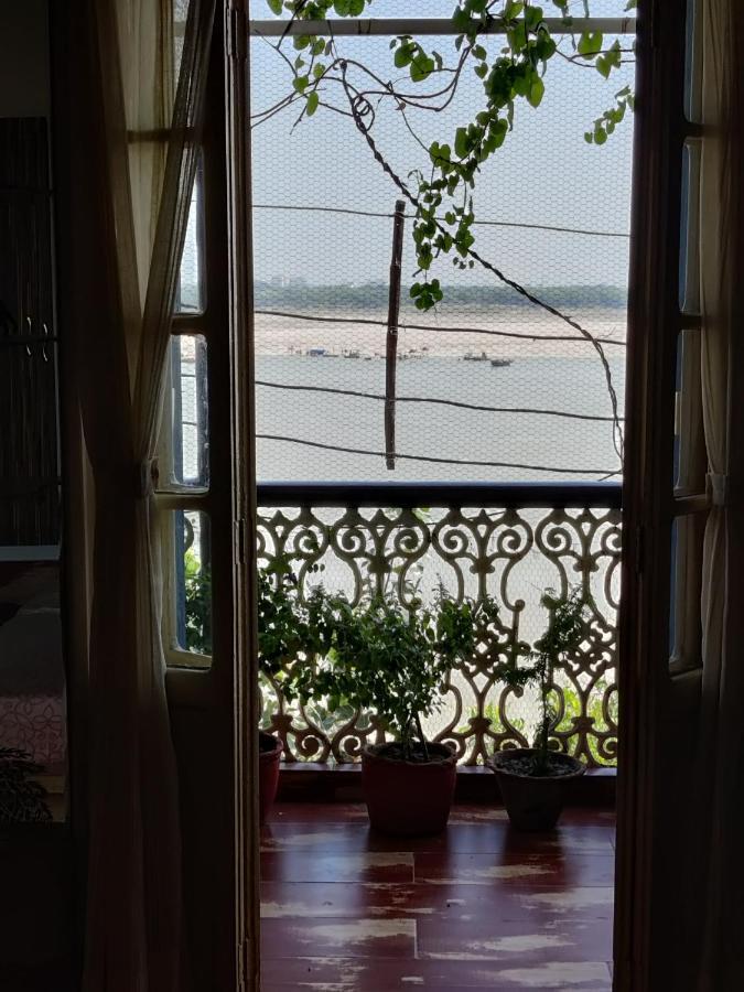 Shiva Ganges View Guest House Varanasi Exterior foto