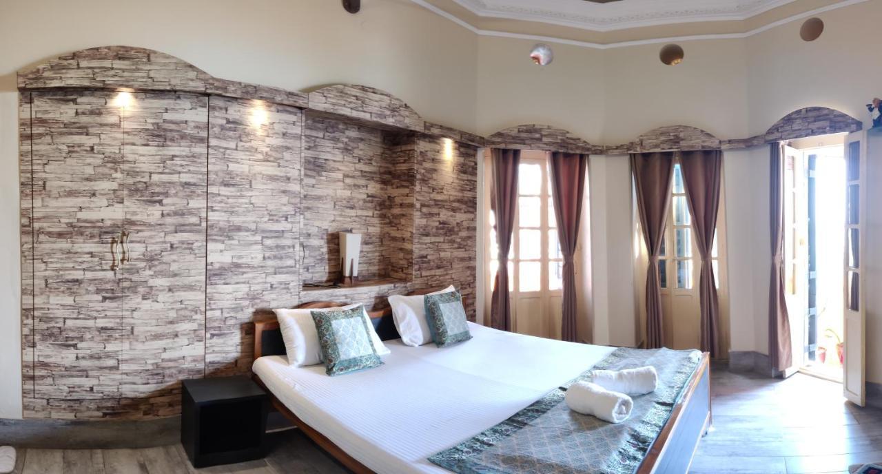 Shiva Ganges View Guest House Varanasi Exterior foto